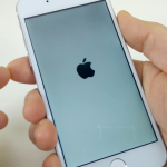 Apple va integra “portofelul electronic” la noul iPhone