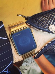 karl-lagerfeld-gold-apple-watch