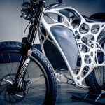 Vezi cum arată motocicleta realizată din pudră metalică printată 3D